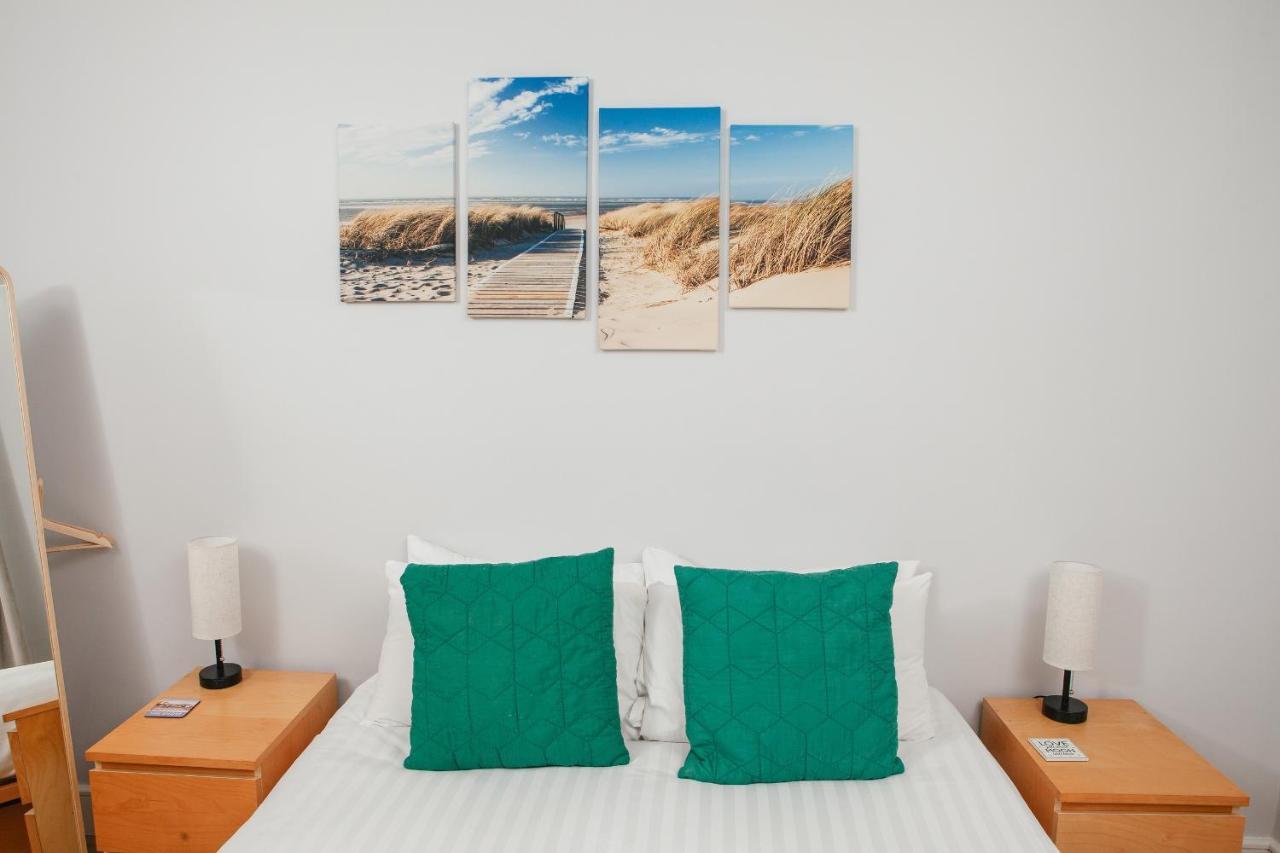 Peaceful Oasis By The Sea Appartement EDI Buitenkant foto